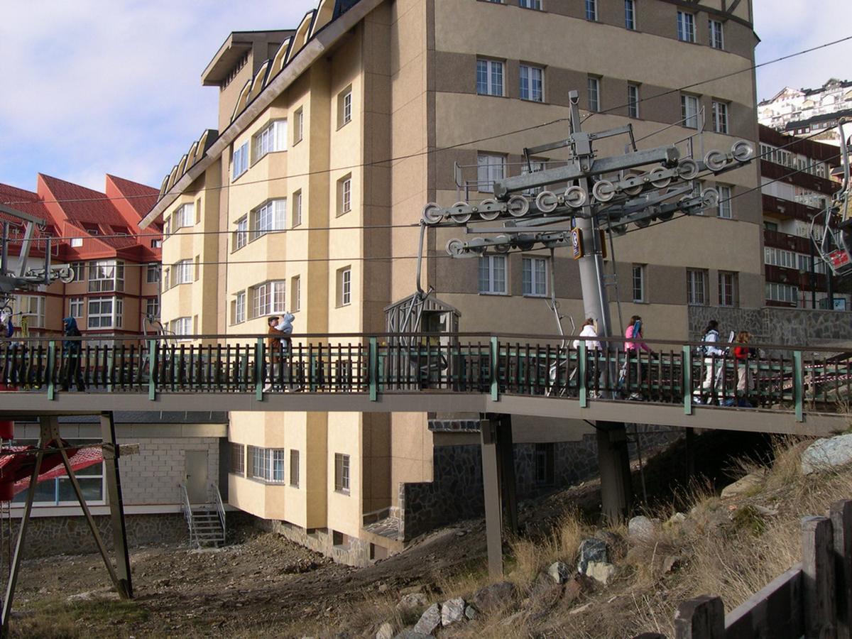 Apartamentos Surynieve Edificio Arttyco Sierra Nevada Luaran gambar
